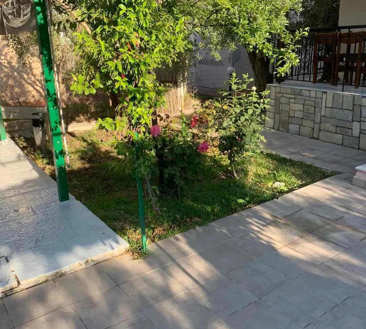 הוילה Nea Kallikrateia Virginia House בית נופש